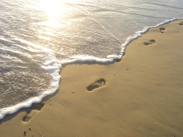 FootprintsInTheSand